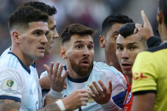 CHẤN ĐỘNG: Lionel Messi có nguy cơ bị cấm thi đấu cho ĐT Argentina