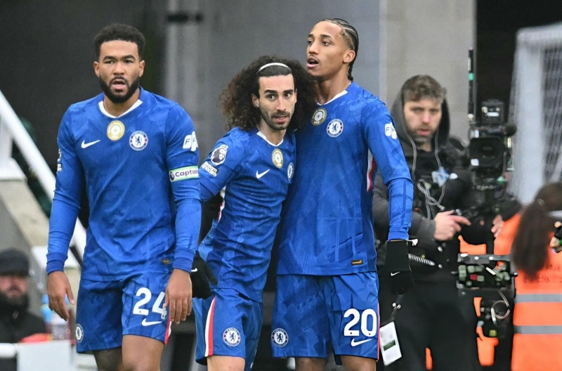 Thi đấu kiên cường, Chelsea có trận hòa kịch tính