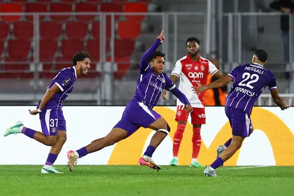 Tengstedt ghi bàn, Toulouse ngược dòng cầm hòa đội đầu bảng Monaco