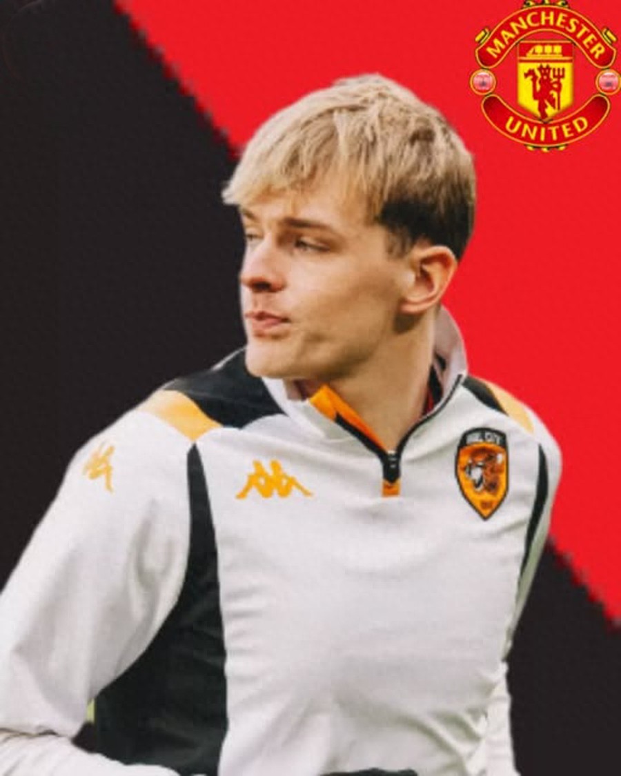 Man United lại xuất hiện người chơi đen đủi nhất! Sau khi bị trả về vì chấn thương nặng rồi cho mượn lại lại tiếp tục dính chấn thương, từng là học trò cưng của Ten Hag