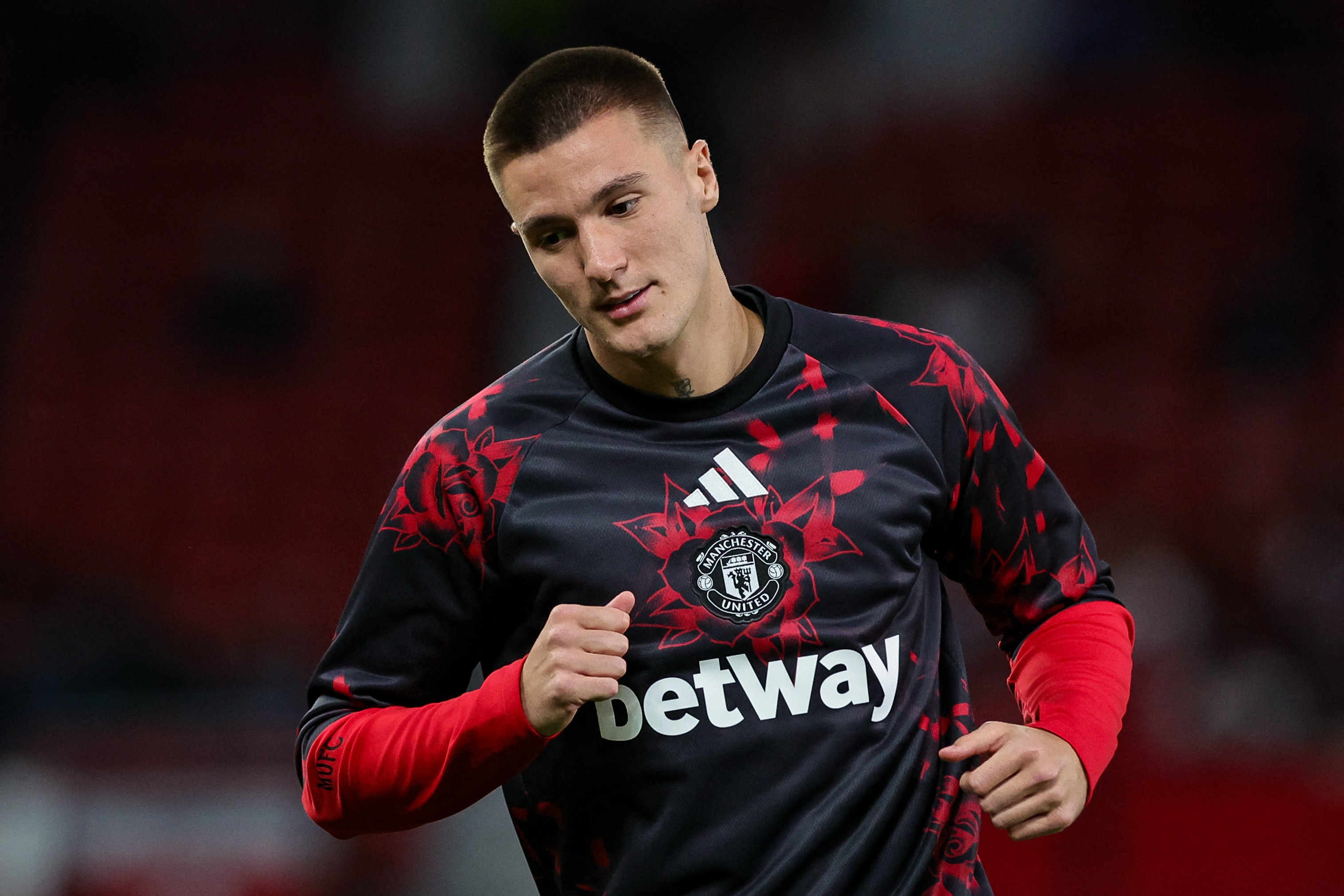 Benjamin Sesko của Manchester United rời đội tuyển Slovenia để 'làm các xét nghiệm'