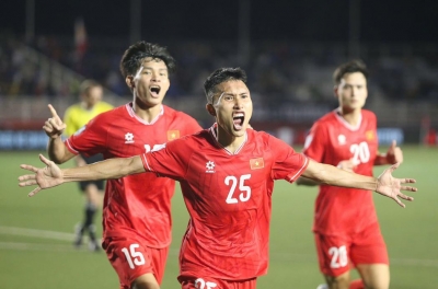Thực hư tin tiền vệ trụ số 1 ĐT Việt Nam gia nhập Ninh Bình FC?