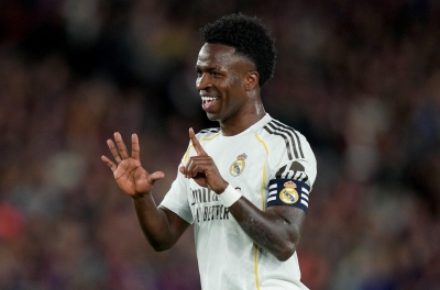 Vinicius lại 'cà khịa' CĐV Barca ngay giữa Camp Nou