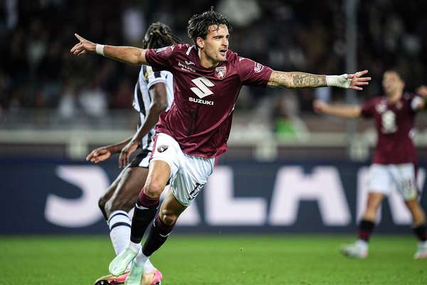 Torino giành chiến thắng sát nút trước Udinese để leo lên bảng xếp hạng Serie A