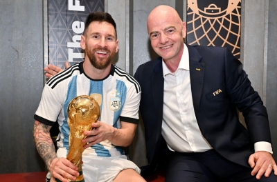 FIFA lại ưu ái Messi