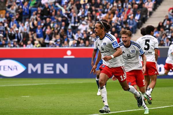Yussuf Poulsen mở tỷ số, HSV đánh bại Hoffenheim trong trận cầu kịch tính tại Bundesliga