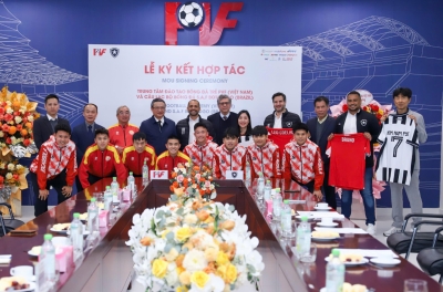 Trung tâm đào tạo trẻ hàng đầu Việt Nam hợp tác với CLB Brazil