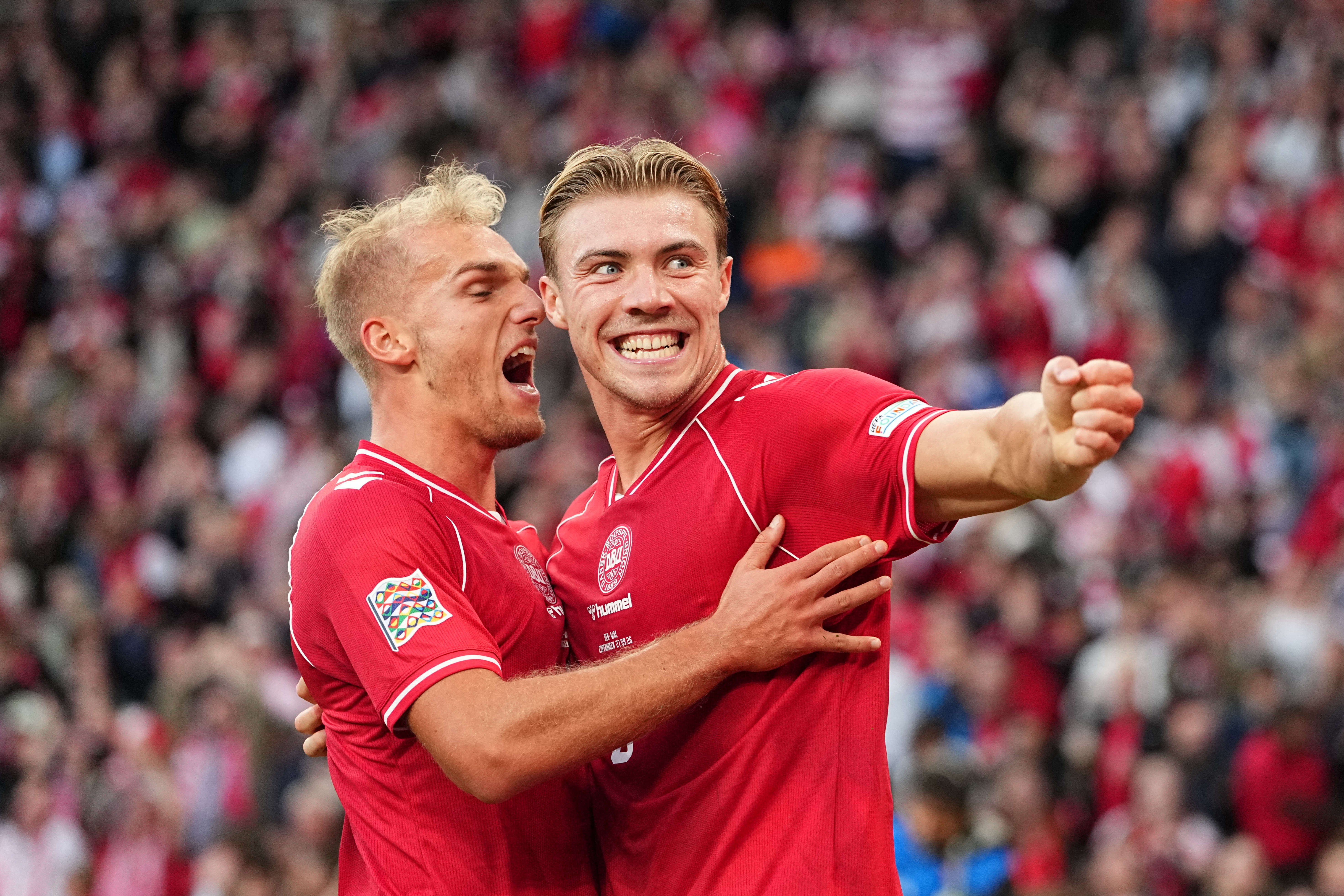Isaksen tỏa sáng giúp Đan Mạch đánh bại xứ Wales để thổi luồng sinh khí vào chiến dịch Nations League.