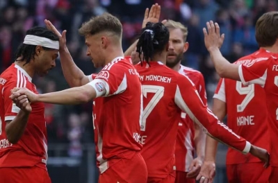Thắng lợi hủy diệt, Bayern tiến gần ngôi vương