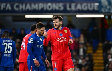 Thua 2-8 trước PSG, Chelsea 'muối mặt' dừng bước tại Champions League