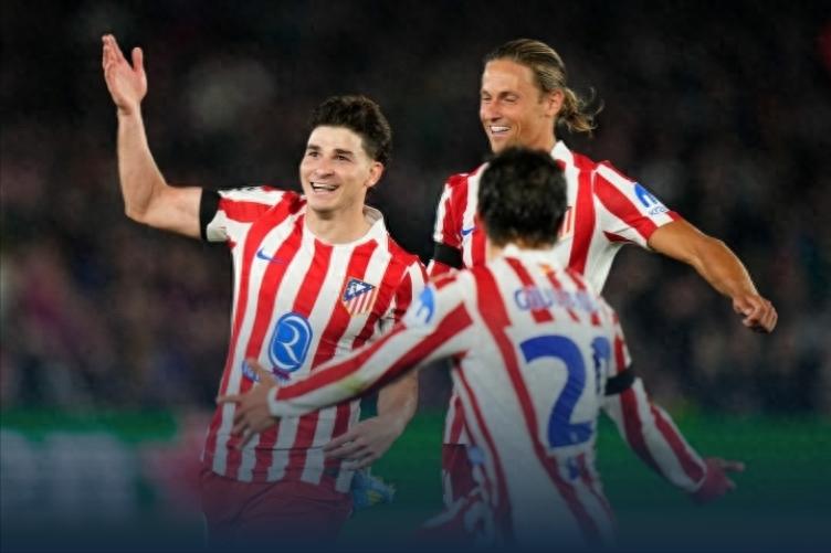 Kubasi bị phạt đỏ trực tiếp, cú sút phạt tự do tuyệt đẹp của tiểu nhện, Yamal gánh vác đội bóng một mình, Atletico Madrid thắng Barcelona 2-0 trên sân khách