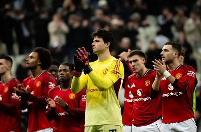 CĐV MU nổi giận, đòi đuổi thẳng một cầu thủ sau thất bại trước Newcastle