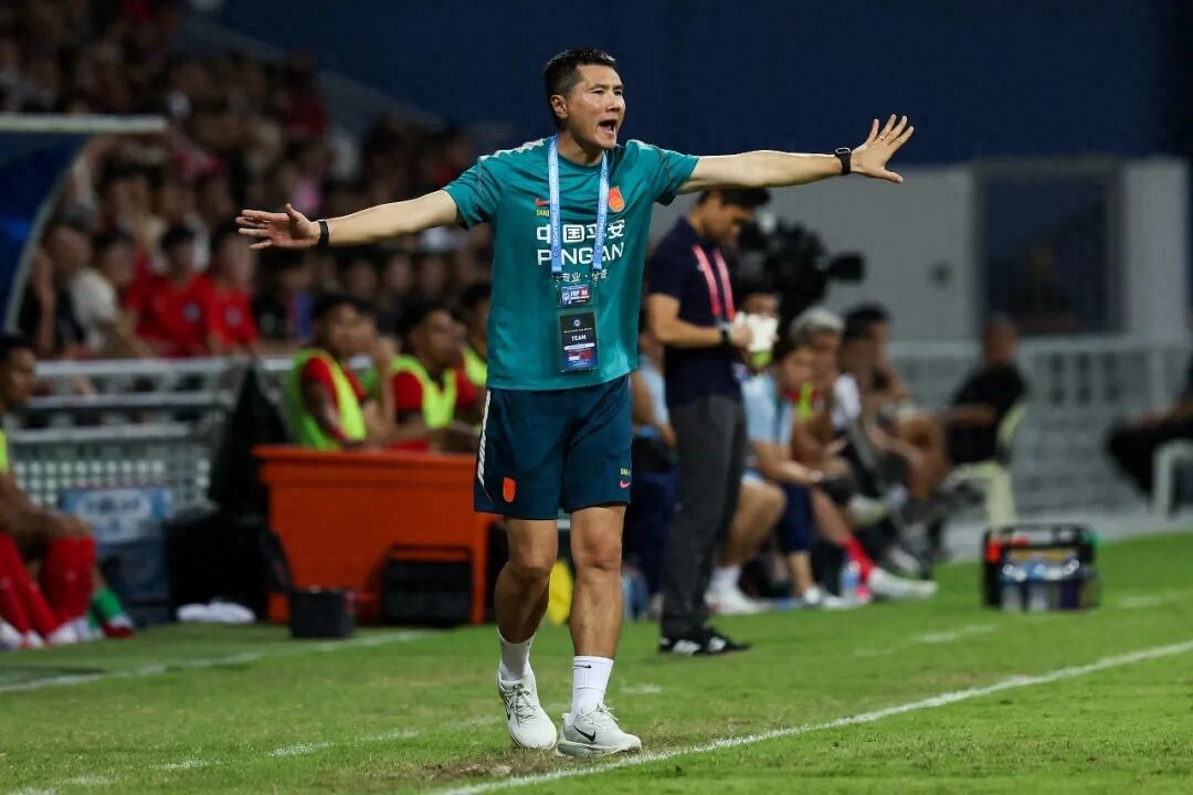 Đội tuyển quốc gia thắng nhẹ Singapore trên sân khách: Chiến thắng đáng mừng, nhưng sự hỗn loạn đáng tiếc