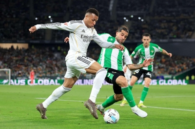 Real Madrid ra thông báo quan trọng về Mbappe