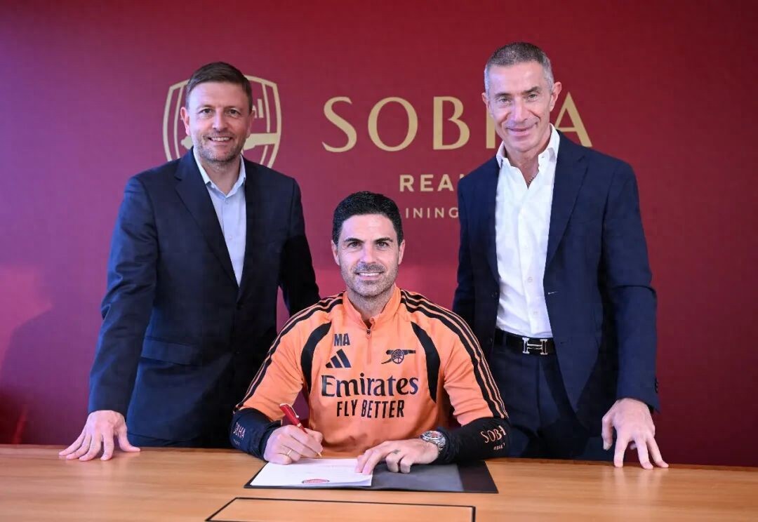 Gia hạn với mức lương cao nhất Ngoại hạng Anh, Arteta tiếp tục dẫn dắt Arsenal thêm 4 năm.