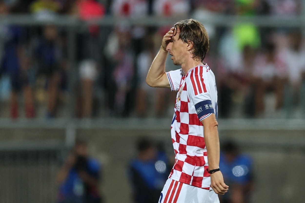 Luka Modric xấu hổ thay cho Croatia sau trận thua nặng nề nhất lịch sử trước Anh