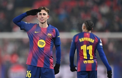 Barca thắng ngược dòng Slavia Prague tại Champions League