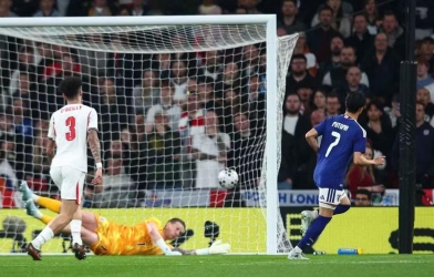 Mitoma tỏa sáng, Nhật Bản quật ngã Anh ngay tại Wembley