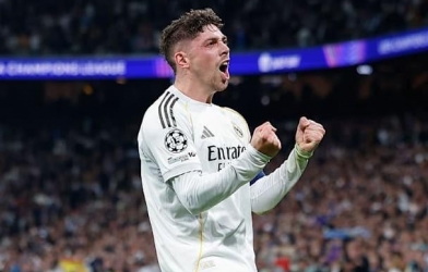 Valverde nói điều khó tin về hat-trick vào lưới Man City