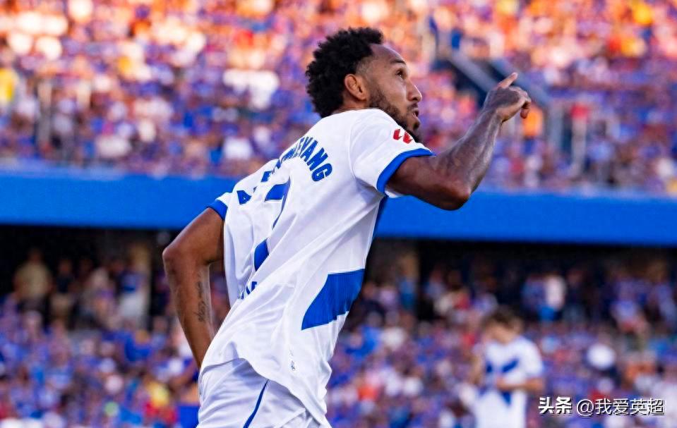 1-1! Huyền thoại Arsenal 37 tuổi ghi bàn gỡ hòa tại La Liga, liên tiếp 5 vòng đấu lập công + tạo 7 bàn, giúp tân binh bất bại