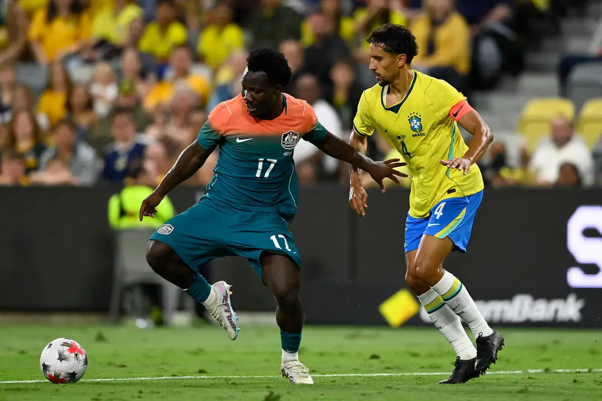 Brazil ghi bàn ở phút cuối để chặn đứng chiến thắng để đời của Socceroos sau siêu phẩm của Irankunda.