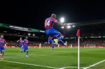 Đại thắng Fiorentina, Crystal Palace đặt 1 chân và bán kết cúp C3