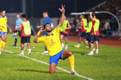 Lê Giang Patrik bất lực, CA.TPHCM thua sốc đội mới lên hạng V.League