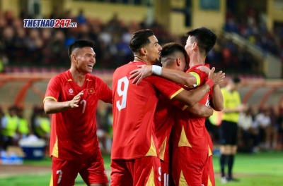 Số 7 của ĐT Việt Nam bất ngờ đeo băng đội trưởng trận gặp Bangladesh