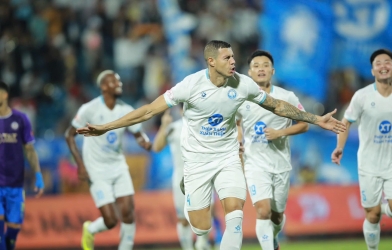 Hàng loạt cầu thủ bị treo giò, vòng 18 V-League cực nóng!