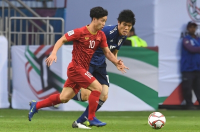 Cựu sao Arsenal tái xuất tuyển Nhật Bản, sẵn sàng đại chiến tuyển Anh