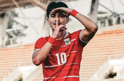 Chê Indonesia 'không biết gì về bóng đá', YouTuber người Úc nhận cái kết đắng
