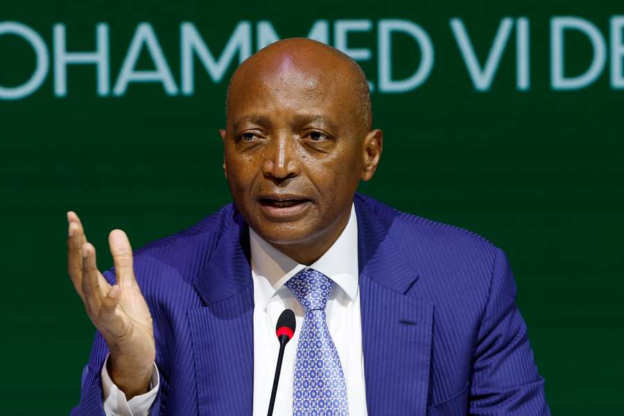 Motsepe xác nhận CAF đang xem xét lại quyết định quan trọng về Cúp bóng đá châu Phi
