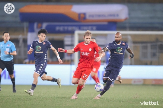 Trực tiếp bóng đá Viettel 1-0 Bắc Ninh: Khai thông bế tắc