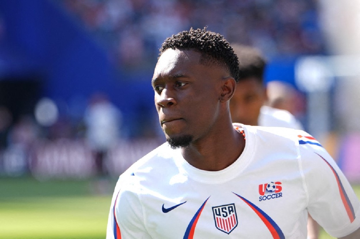 Vụ việc liên quan đến Balogun khiến FIFA phải sửa đổi Điều 27 trong Bộ luật kỷ luật