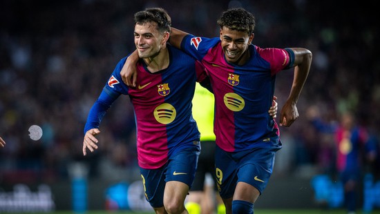 Ngôi sao Barcelona thừa nhận một điều về chiến thuật của HLV Hansi Flick