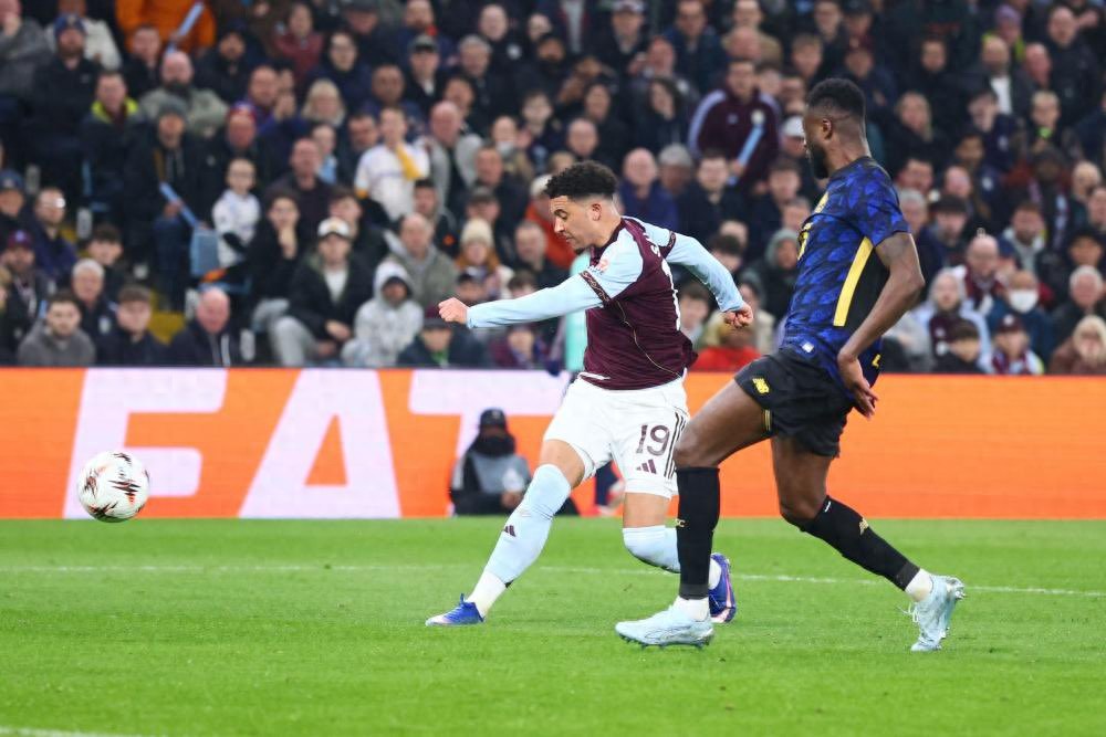 Lý do bất ngờ cho sự phục hồi của Sancho! Manchester United không có sự đảo chiều, 100% sẽ ra đi tự do vào mùa hè này chỉ chờ thông báo chính thức